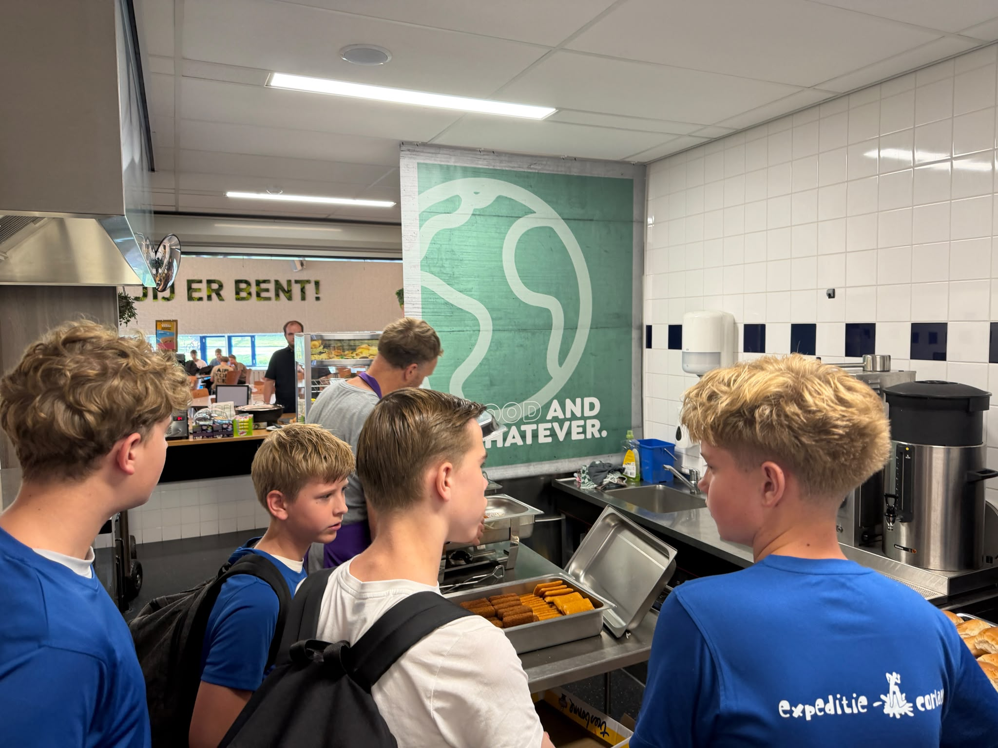 Onze eerste kantineverkoop! - foto 1
